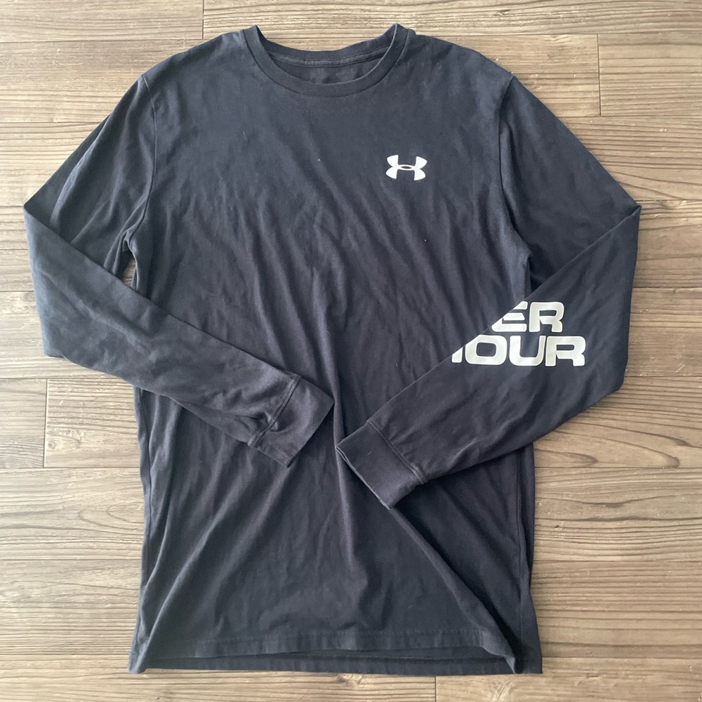 Under Armour Men's Black Long Sleeve Tee